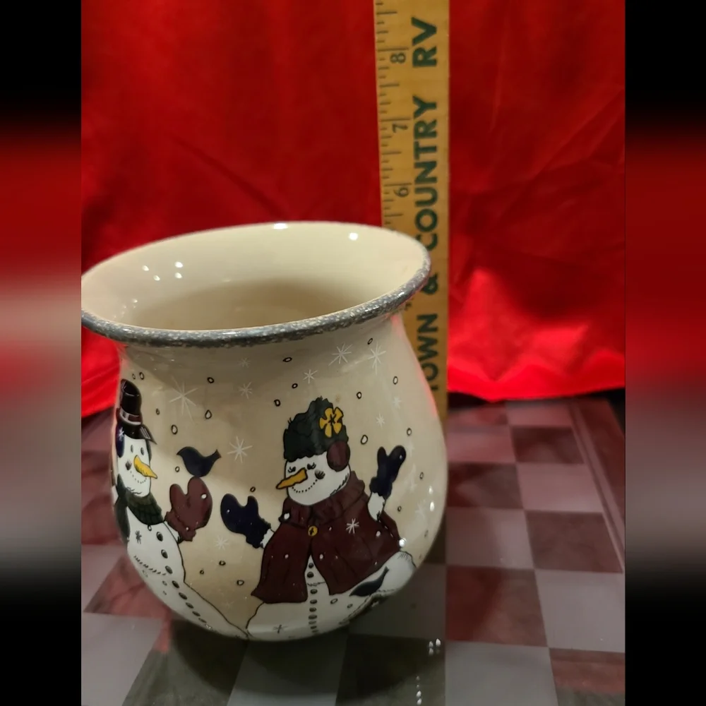 Festive Snowman Ceramic Vase Home And Garden Collection